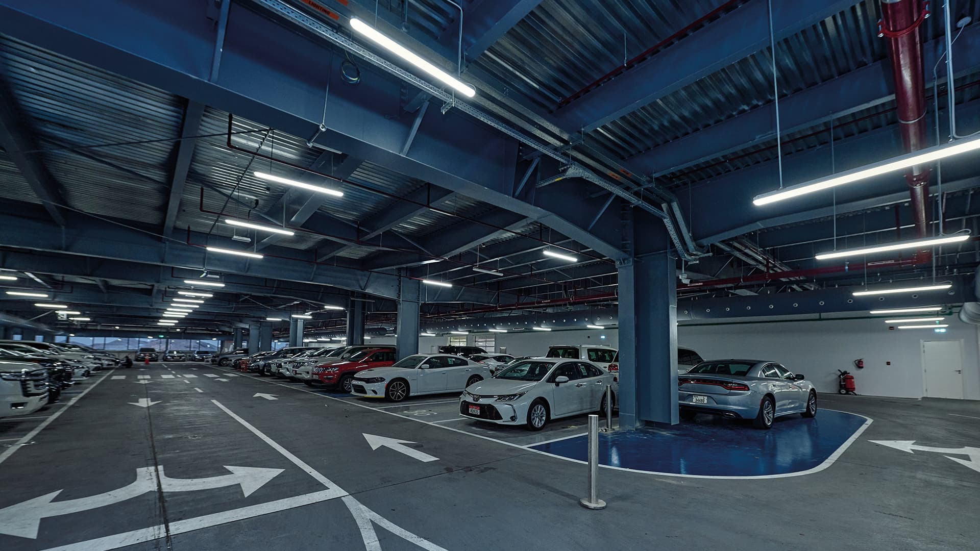 Автосалон Lexus - Image 1