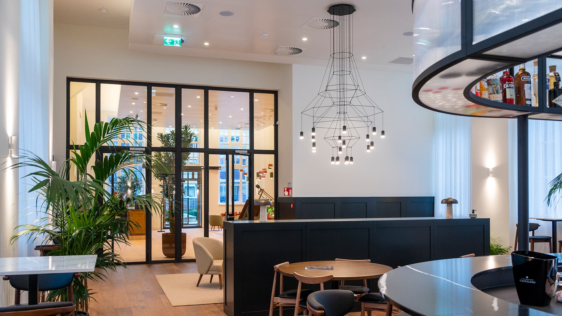 DoubleTree by Hilton - Image 5